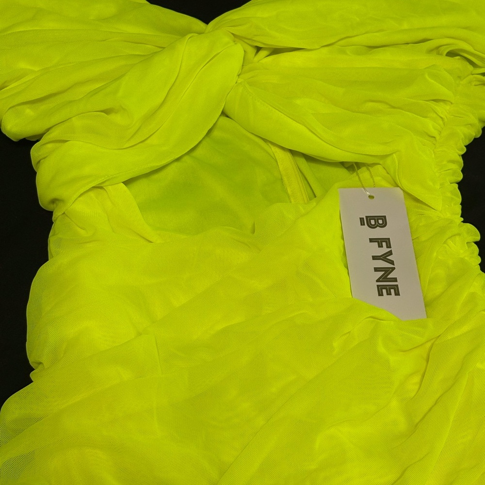 Bfyne Sassy Off-Shoulder Neon Green Midi Dress - Picture 4 of 6